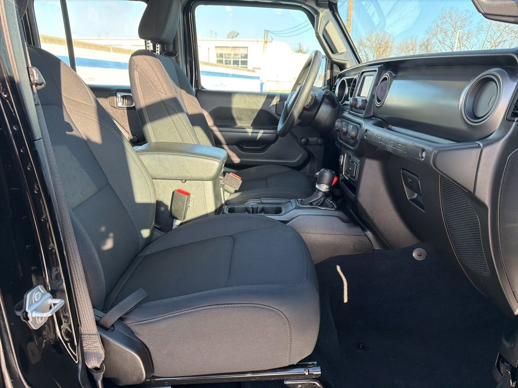 Used 2021 Jeep Wrangler Unlimited Sport image 25
