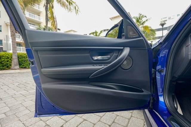 Used 2018 BMW M3 CS w/ Executive Package RWD image 60