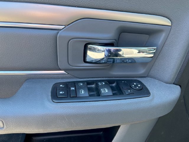 Used 2016 RAM 1500 Big Horn AWD/4WD image 9