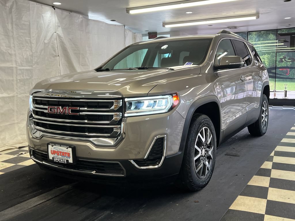 Used 2023 GMC Acadia SLE w/ Driver Convenience Package AWD/4WD image 3