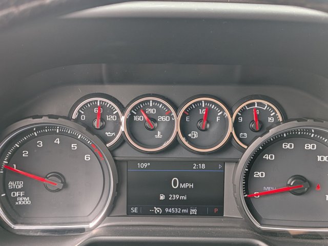 Used 2021 Chevrolet Suburban Z71 w/ Luxury Package AWD/4WD image 10
