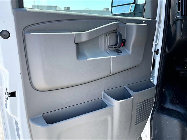 New 2025 Chevrolet Express 2500 w/ Enhanced Convenience Package RWD image 21