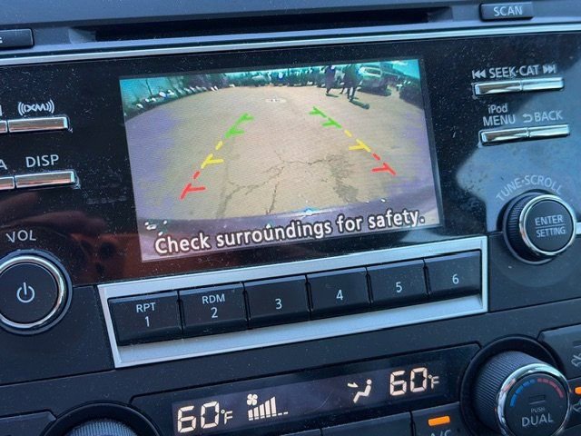 Used 2017 Nissan Altima 2.5 SV image 3