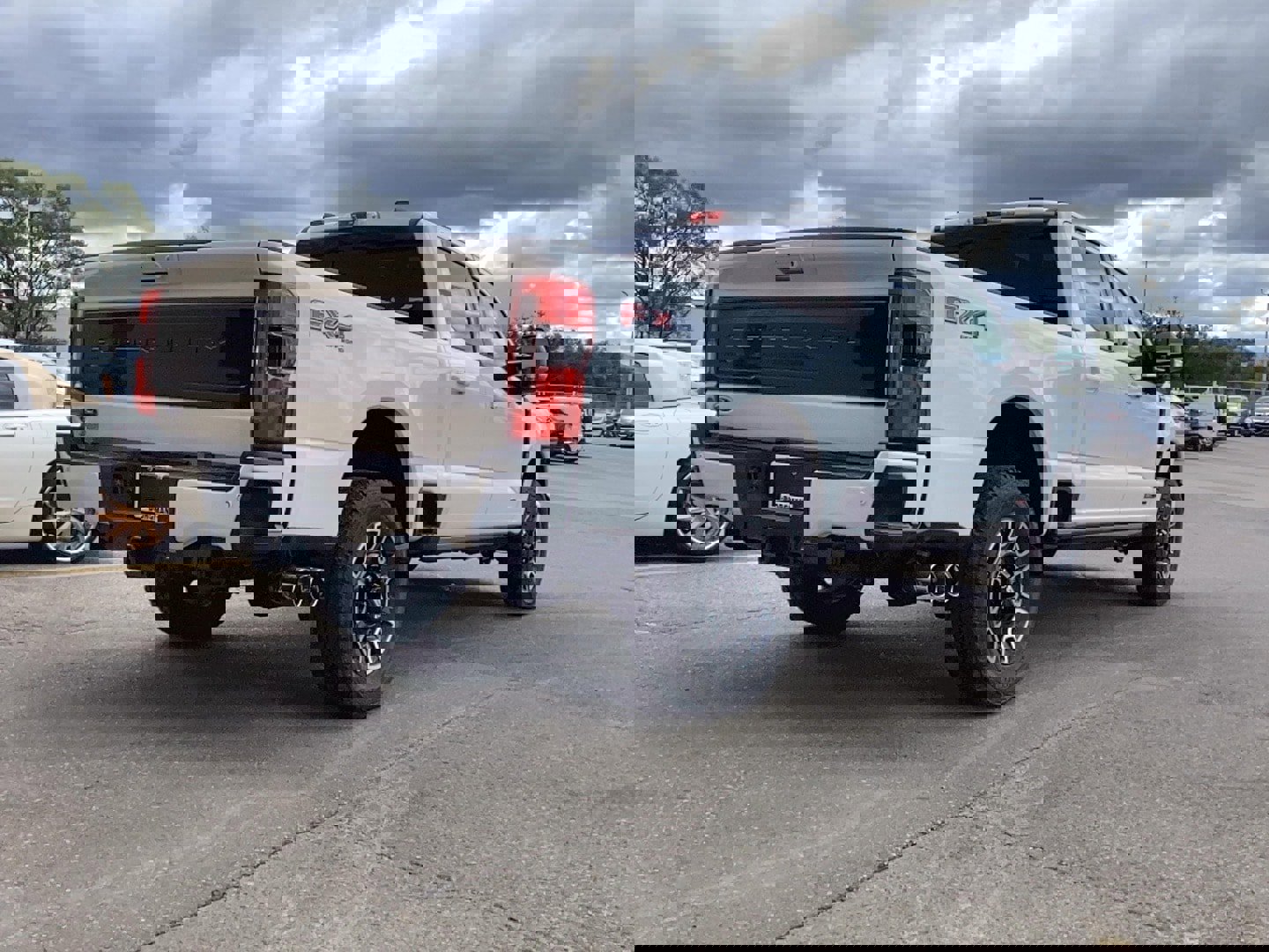 New 2026 Ford F250 Platinum image 2