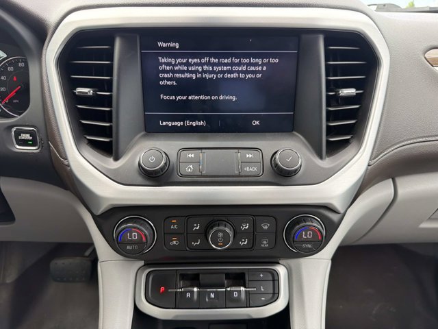 Used 2020 GMC Acadia SLE w/ Driver Convenience Package FWD image 29