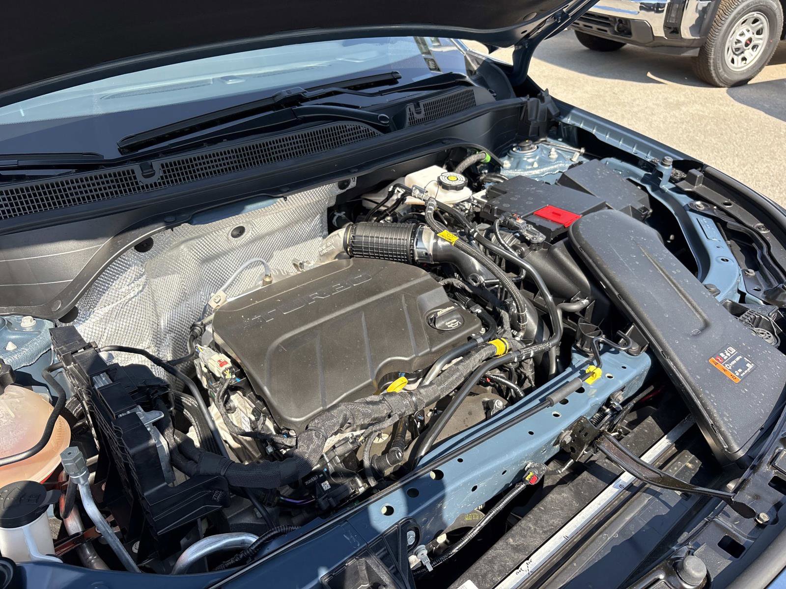 Used 2025 Buick Envista Sport Touring w/ Experience Buick Package FWD image 35