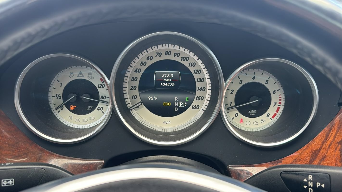 Used 2014 Mercedes-Benz CLS 550 4MATIC w/ Premium 1 Package image 23