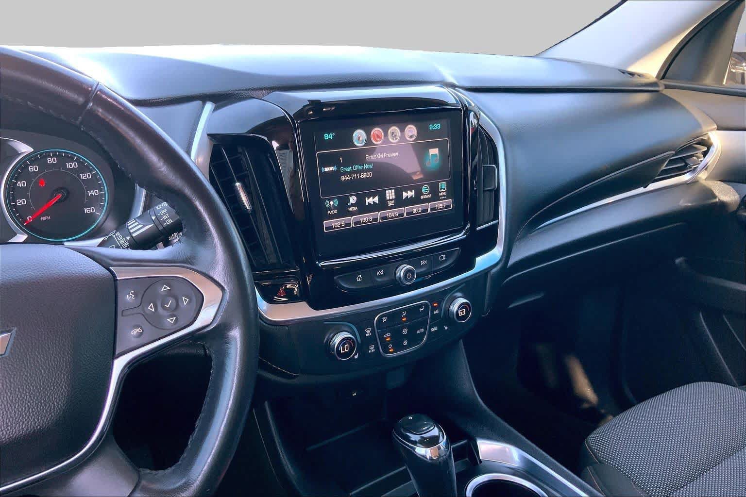 Used 2019 Chevrolet Traverse LT FWD image 7