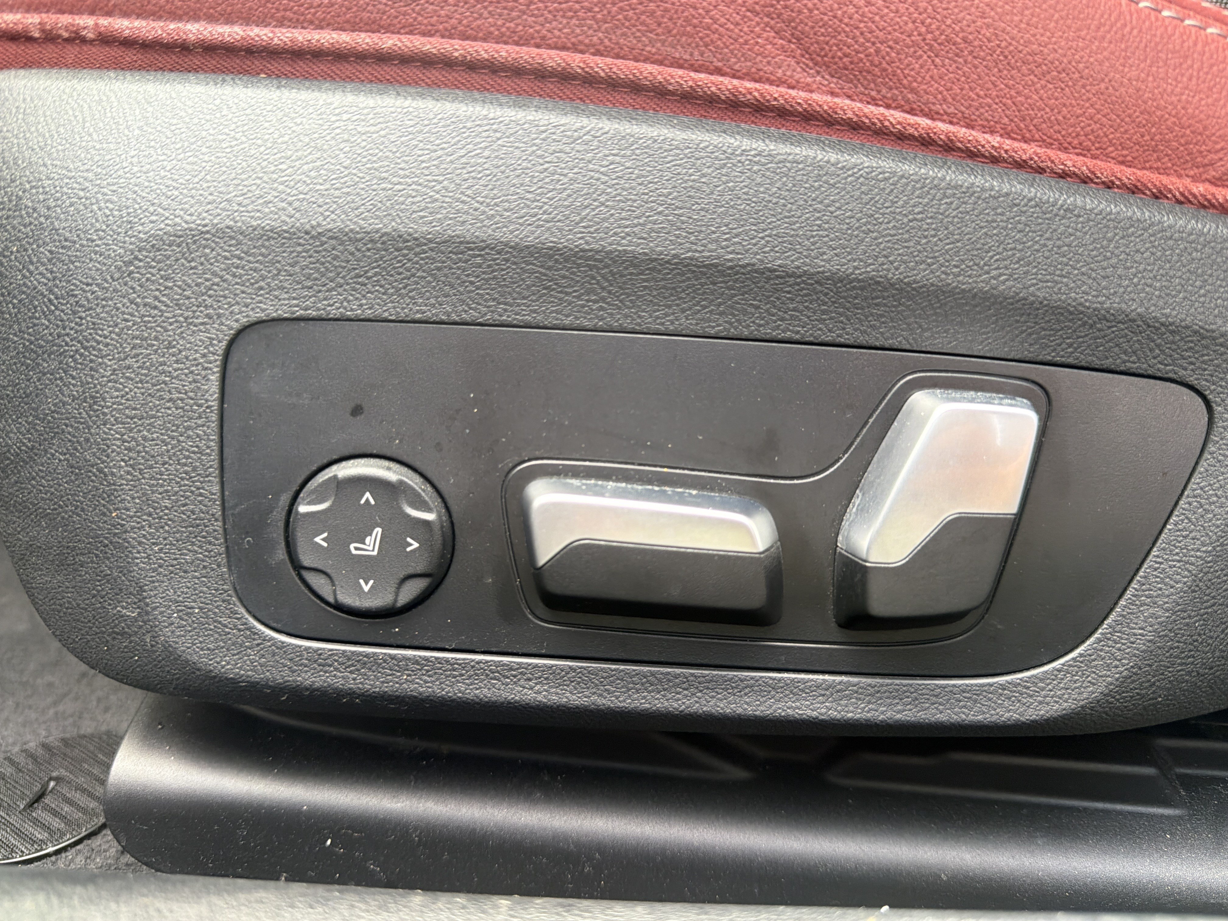 Used 2023 BMW i4 eDrive40 w/ M Sport Package RWD image 69