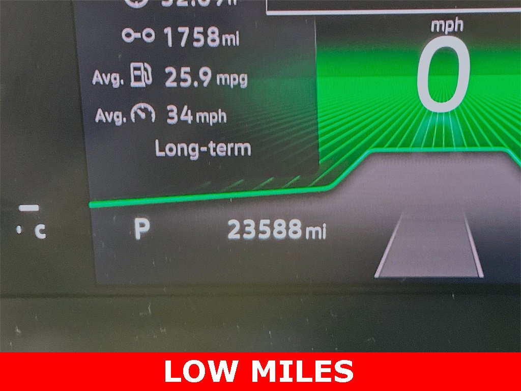 Used 2024 Volkswagen Tiguan Wolfsburg Edition image 2