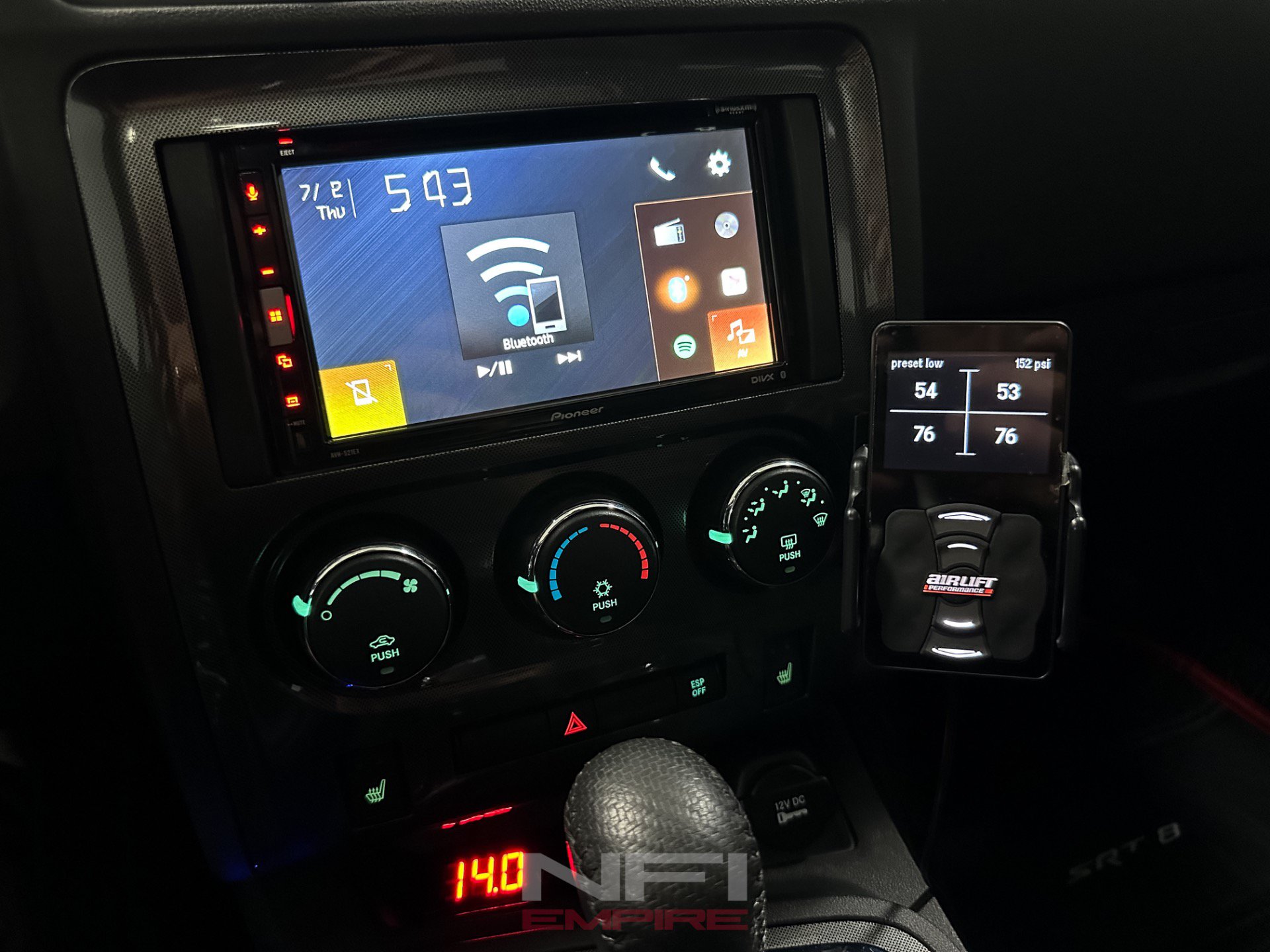 Used 2009 Dodge Challenger SRT8 w/ SRT Option Group II RWD image 29