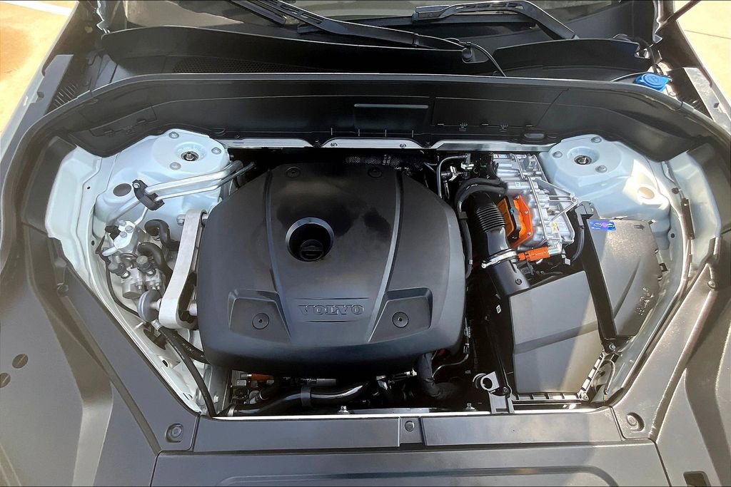 Certified 2023 Volvo XC90 T8 Plus w/ Protection Package Premier image 12