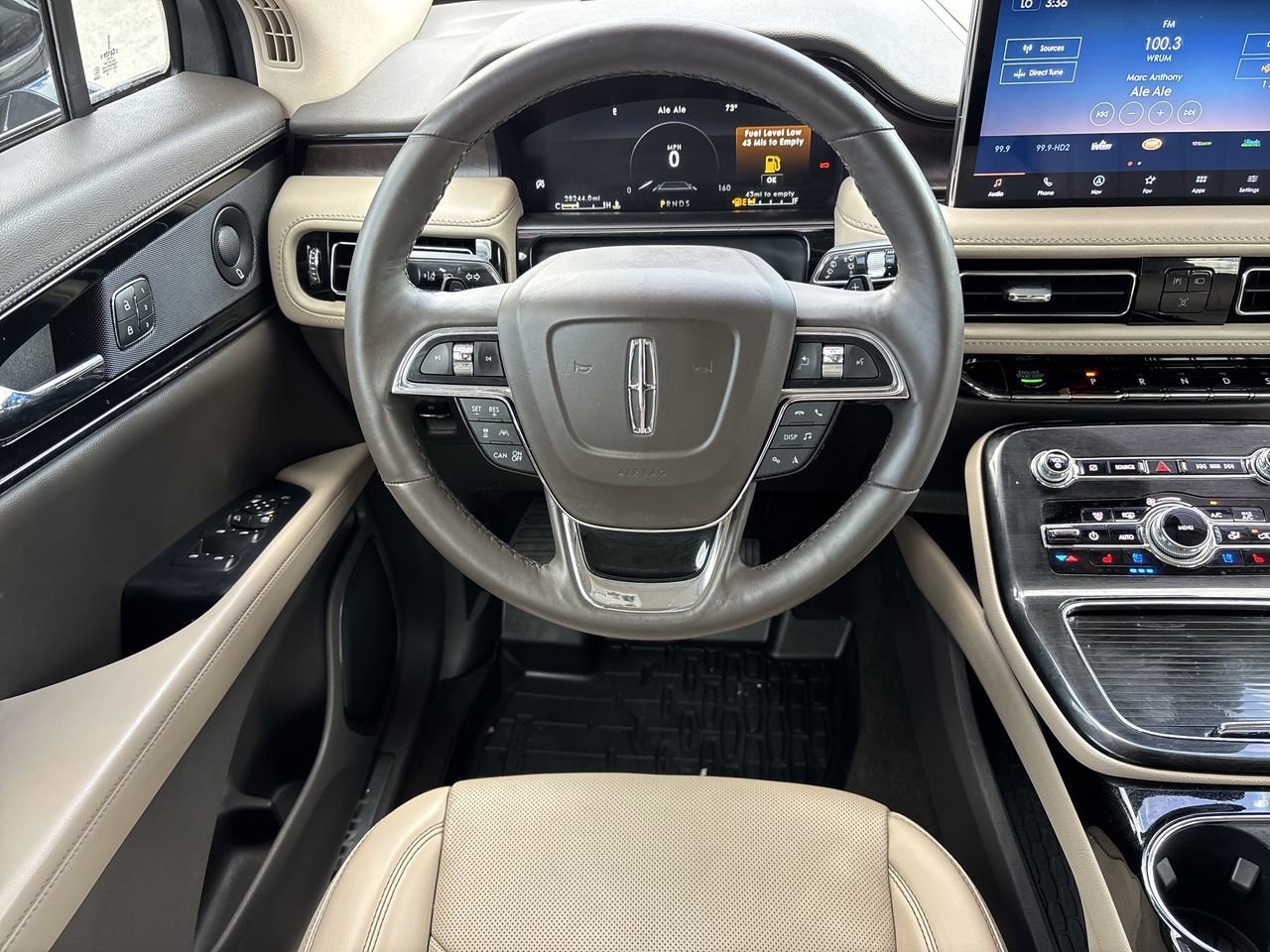 Used 2022 Lincoln Nautilus Reserve w/ Equipment Group 201A image 14