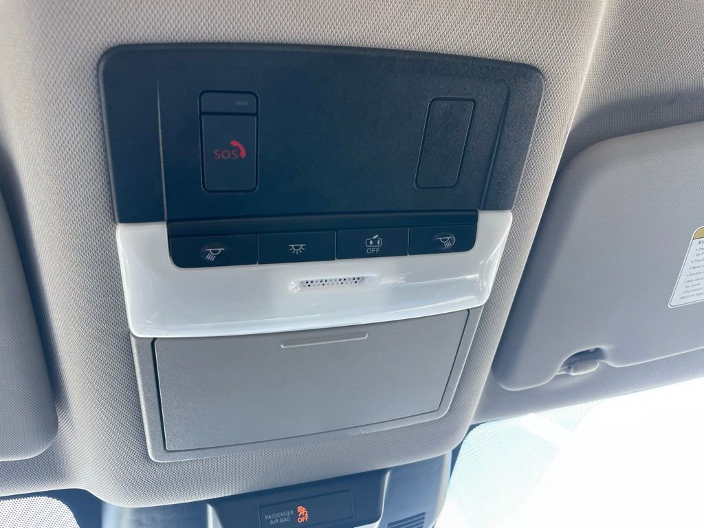 Used 2024 Nissan Rogue SV FWD image 46
