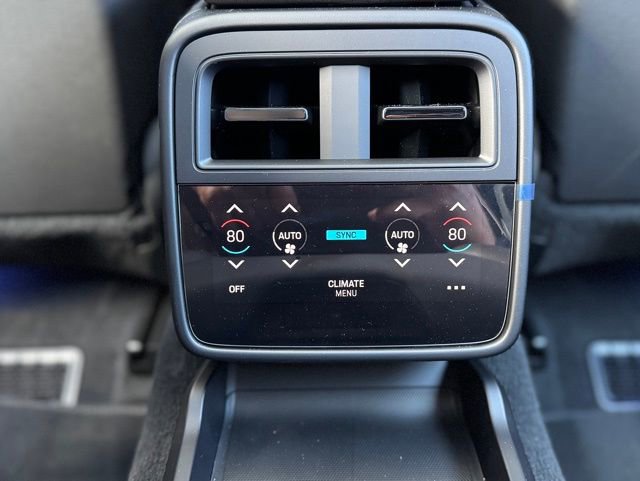 New 2025 Porsche Taycan 4S AWD/4WD image 35