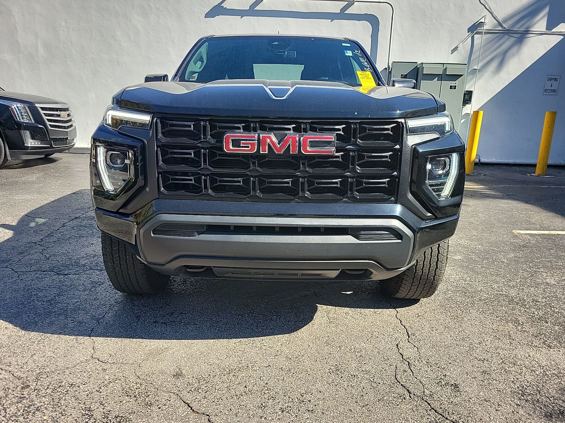 Used 2024 GMC Canyon Elevation image 4