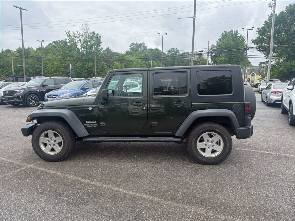 Used 2010 Jeep Wrangler Unlimited Sport AWD/4WD image 8