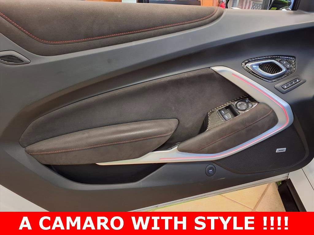 Used 2017 Chevrolet Camaro ZL1 image 11