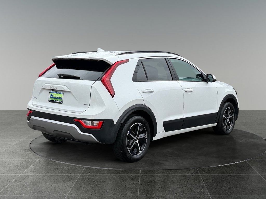 Used 2025 Kia Niro LX FWD image 10