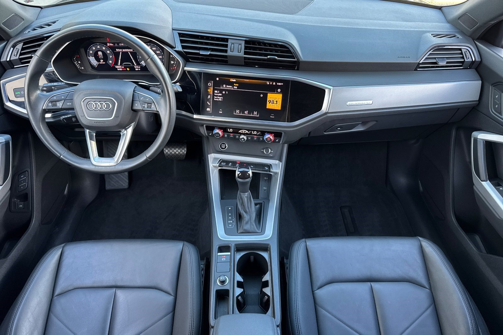 Used 2023 Audi Q3 2.0T Premium w/ Convenience Package AWD/4WD image 16