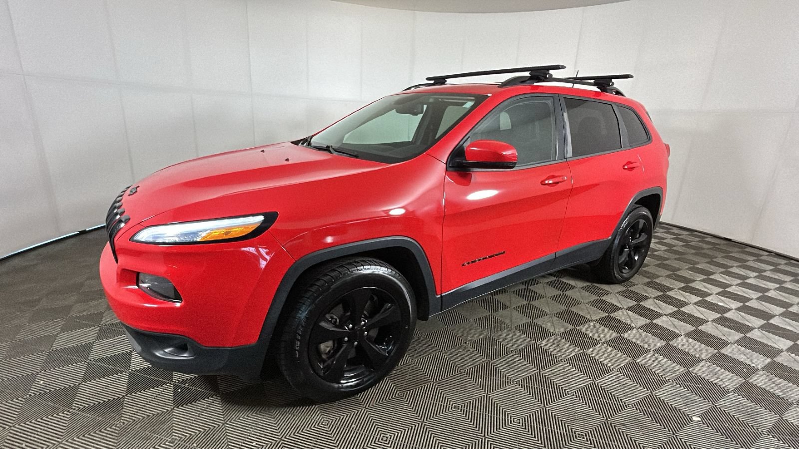 Used 2018 Jeep Cherokee Limited w/ High Altitude Package AWD/4WD image 7