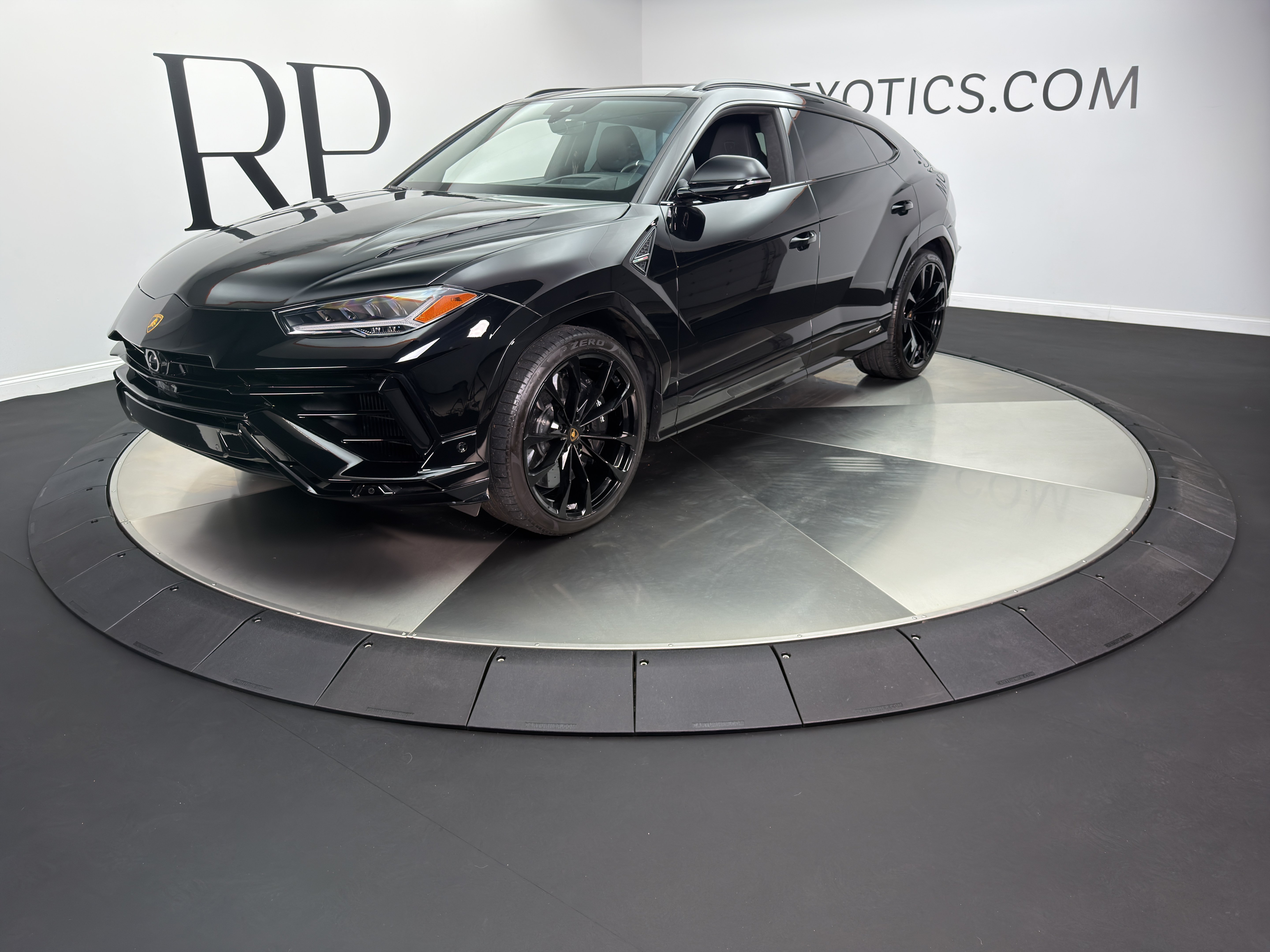 Used 2023 Lamborghini Urus S