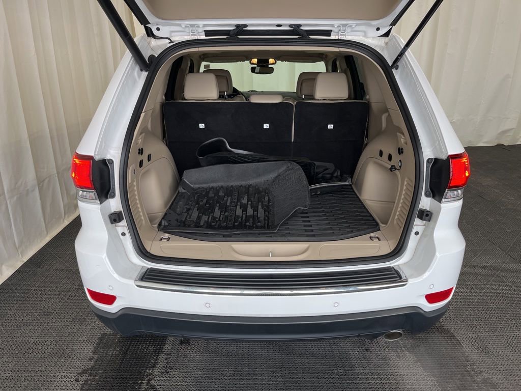 Used 2021 Jeep Grand Cherokee Limited AWD/4WD image 24