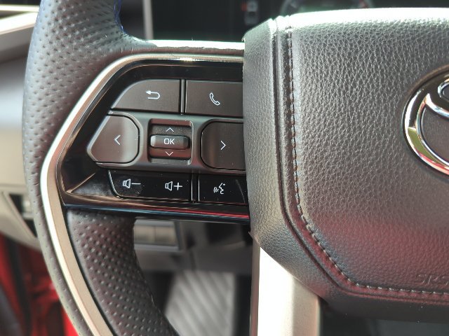 Used 2026 Toyota Tundra Platinum w/ Tow Tech Package AWD/4WD image 12