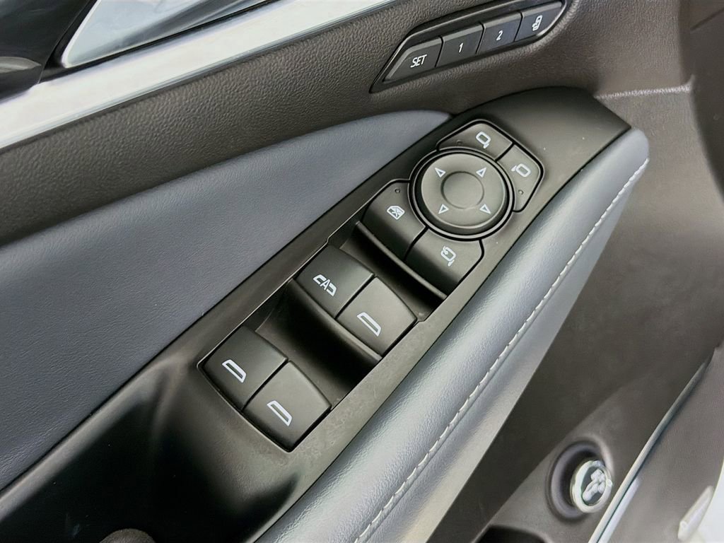 Used 2024 Buick Enclave Premium image 21