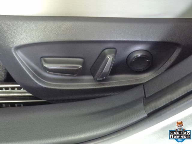 Used 2024 Toyota Prius XLE AWD/4WD image 15
