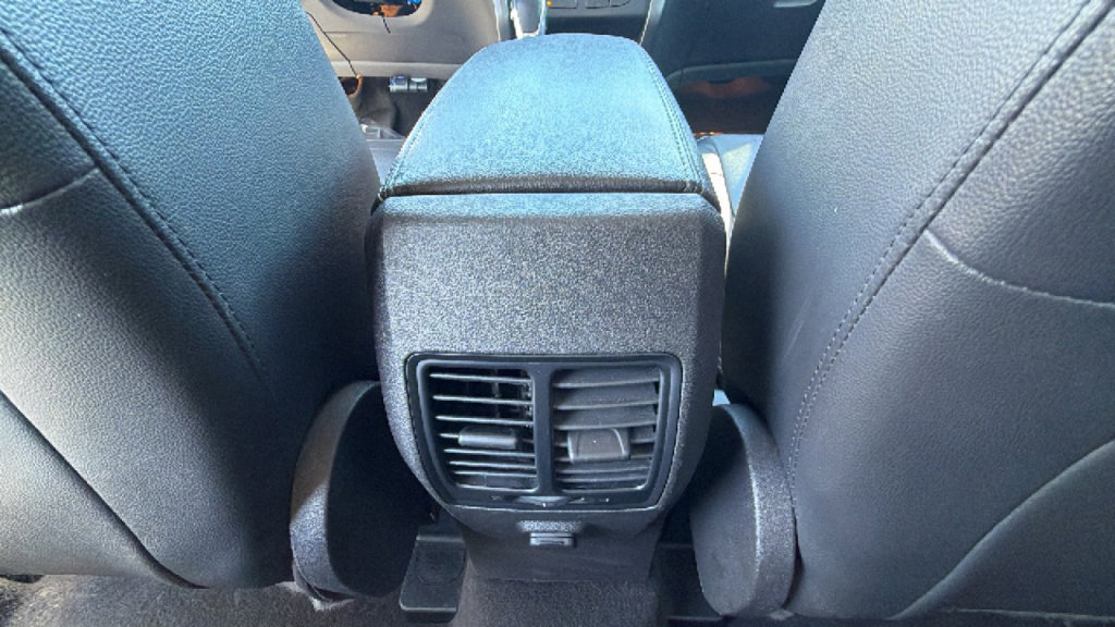 Used 2018 Ford Escape SEL AWD/4WD image 25