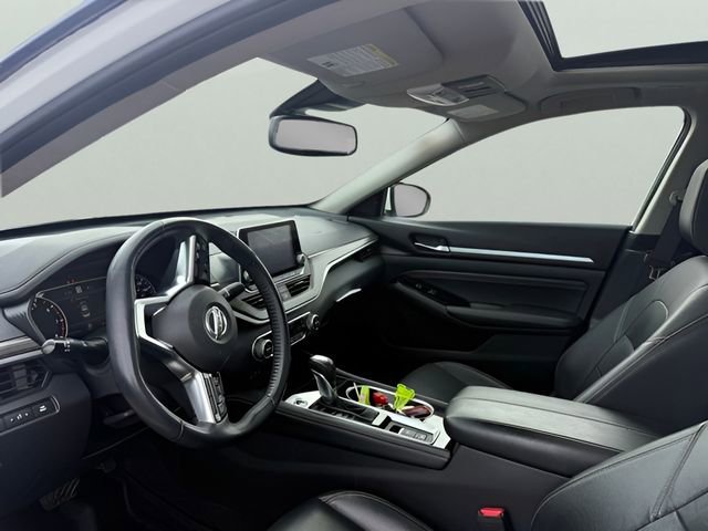 Used 2020 Nissan Altima 2.0 Platinum FWD image 14