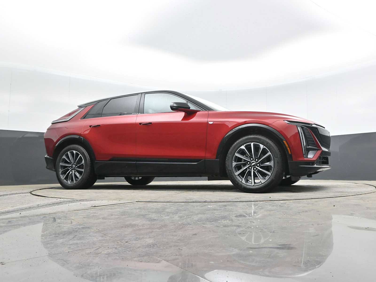 New 2025 Cadillac Lyriq Sport image 44