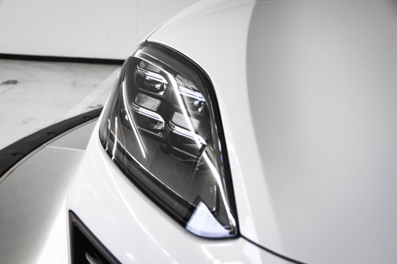 New 2026 Porsche Cayenne Coupe AWD/4WD image 13