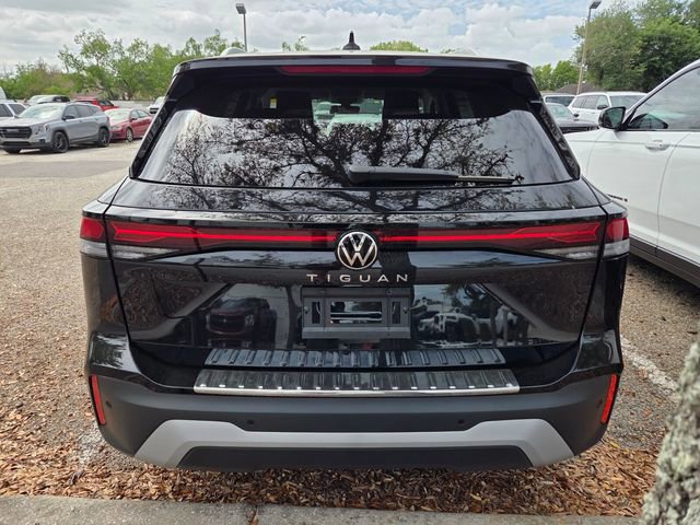 Used 2026 Volkswagen Tiguan S image 5