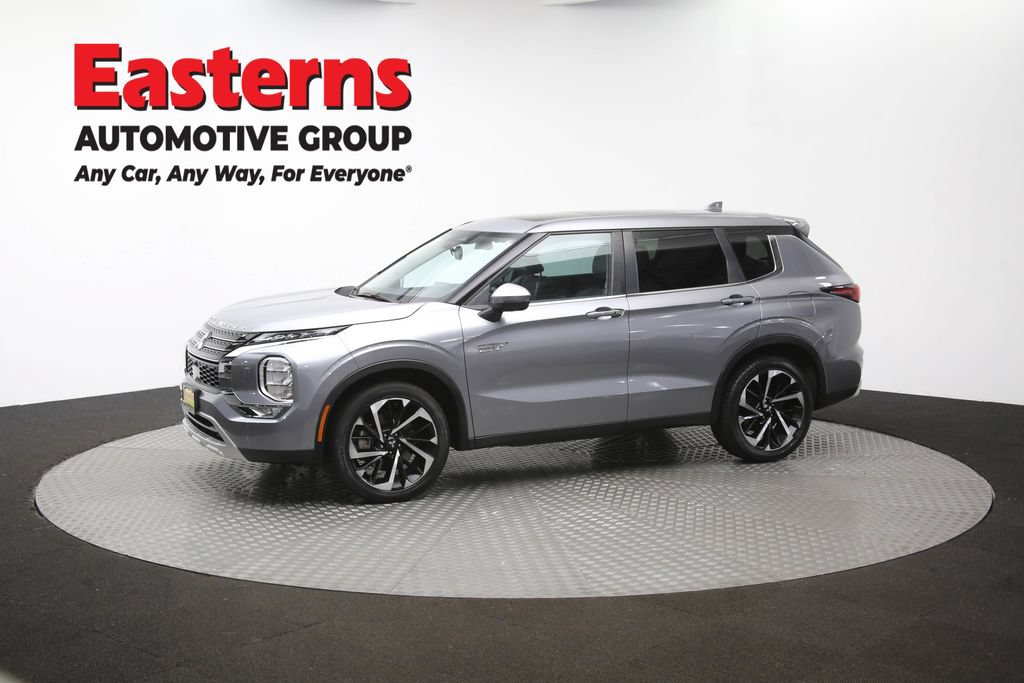 Used 2023 Mitsubishi Outlander SE AWD/4WD image 58