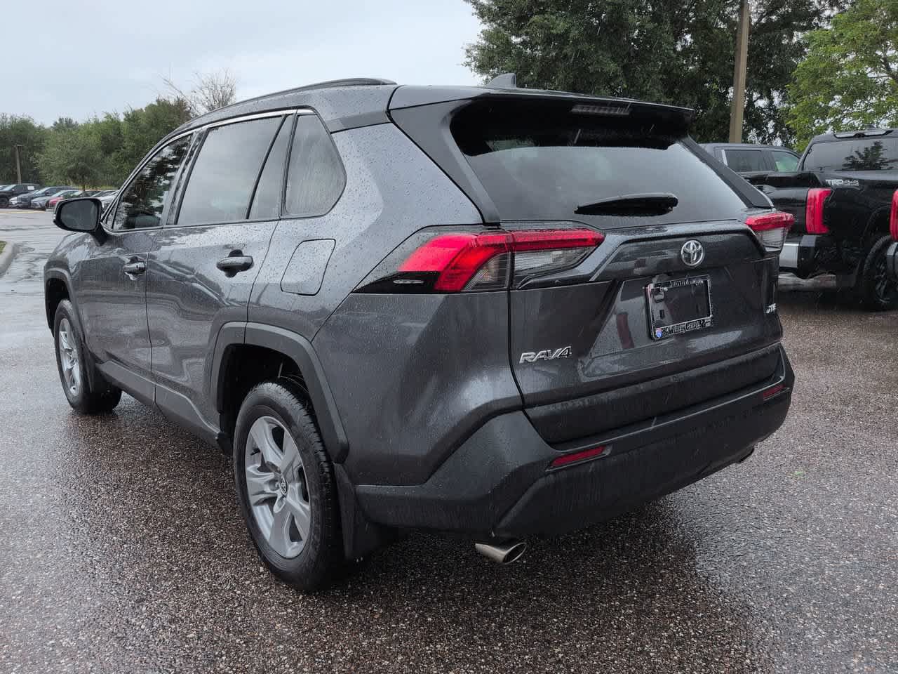 Used 2025 Toyota RAV4 XLE w/ Convenience Package FWD image 4
