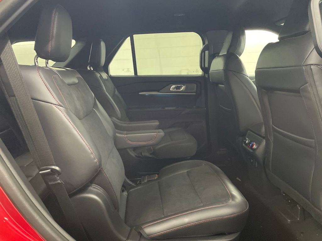 New 2026 Ford Explorer ST image 29