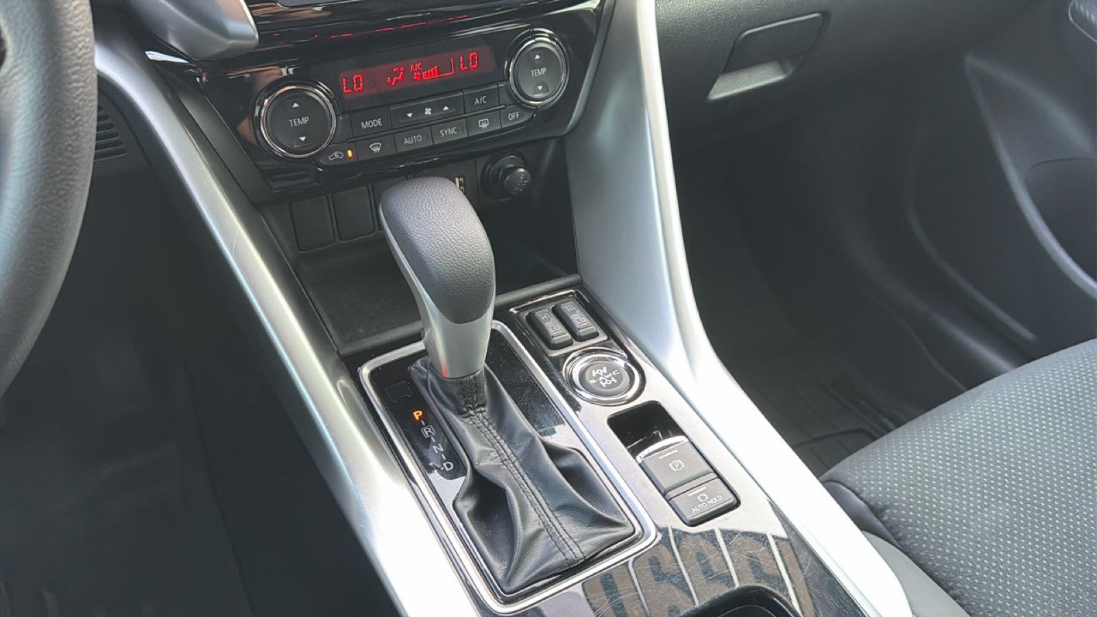 Used 2023 Mitsubishi Eclipse Cross SE AWD/4WD image 23