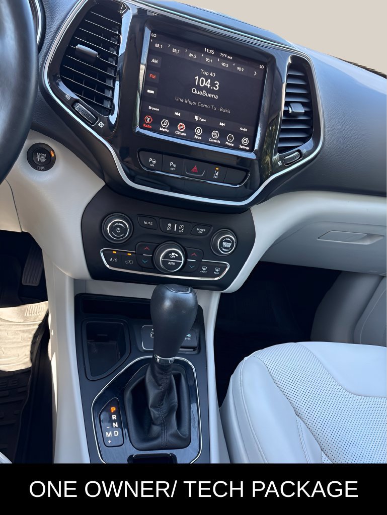 Used 2019 Jeep Cherokee Limited w/ Technology Group FWD image 24