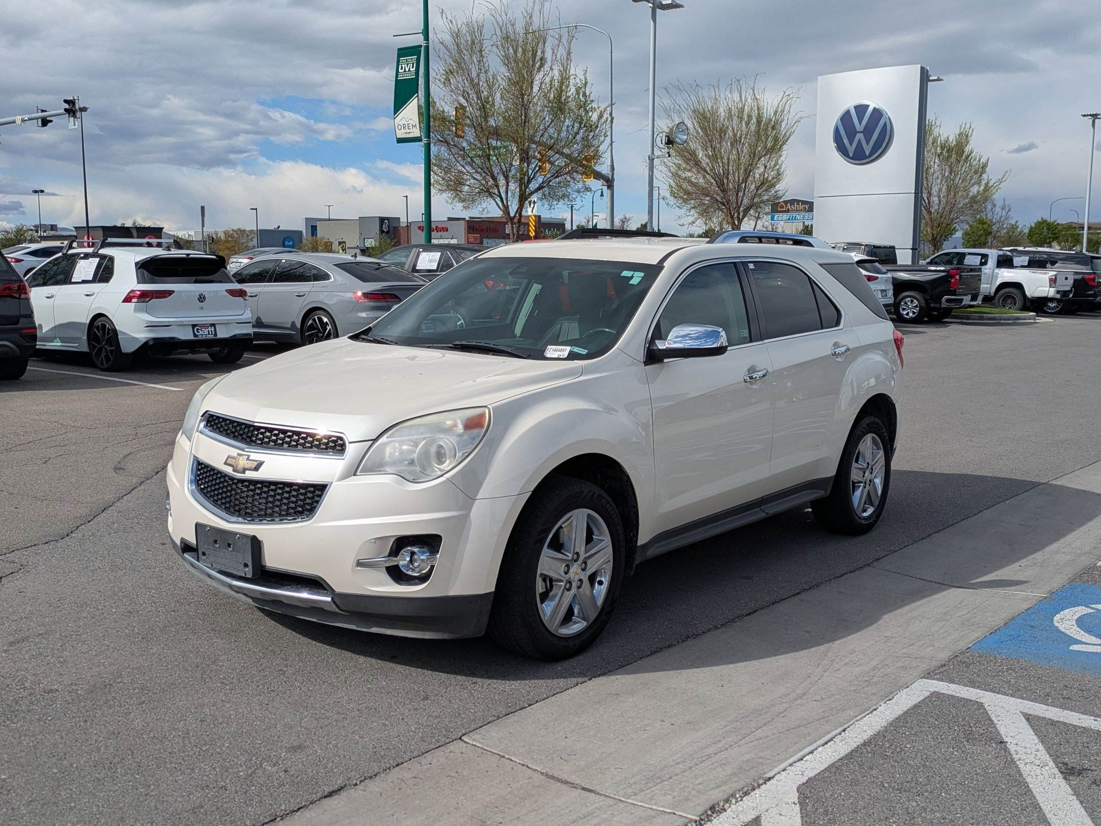 Used 2015 Chevrolet Equinox LTZ image 10