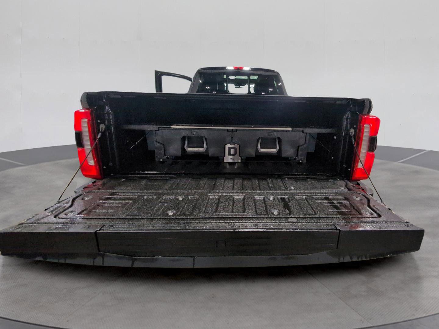 Used 2025 Ford F250 Lariat w/ Lariat Ultimate Package image 21