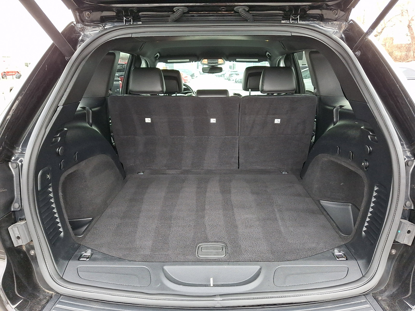 Used 2020 Jeep Grand Cherokee Altitude image 21