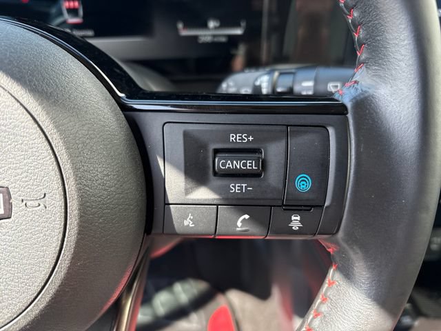 Certified 2025 Nissan Kicks SR AWD/4WD image 33