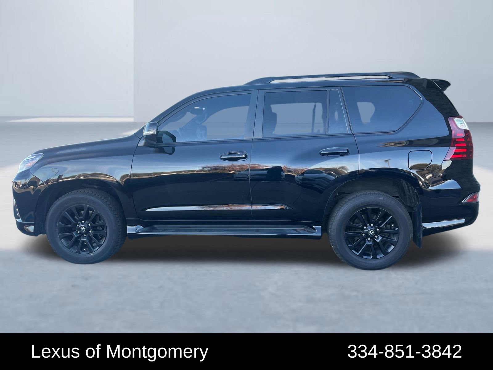 Used 2022 Lexus GX 460 image 2