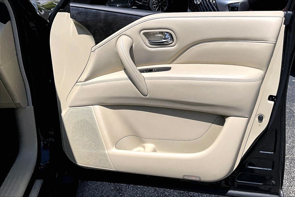 Used 2020 INFINITI QX80 Luxe w/ Cargo Package RWD image 23