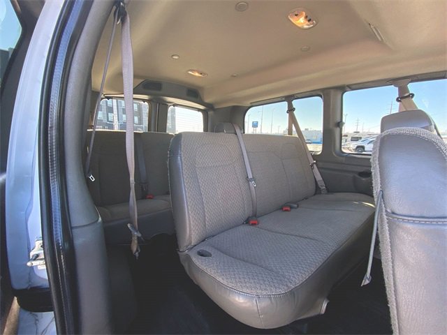 Used 2023 GMC Savana 2500 LS w/ Driver Convenience Package image 23