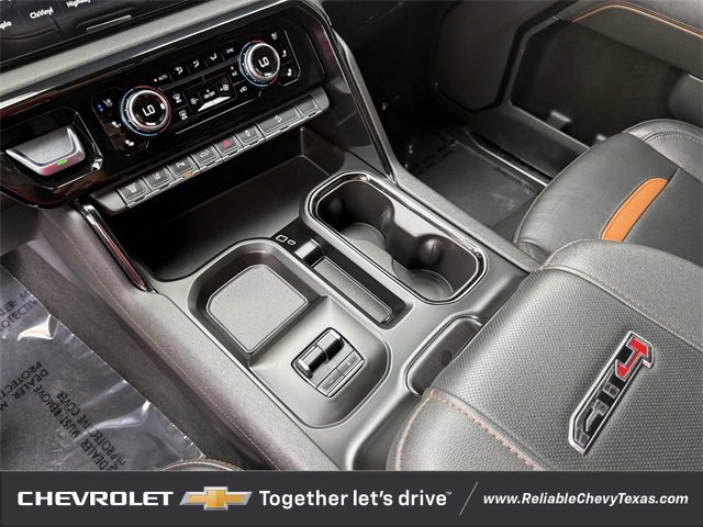 Certified 2024 GMC Sierra 2500 AT4 w/ AT4 Preferred Package image 14