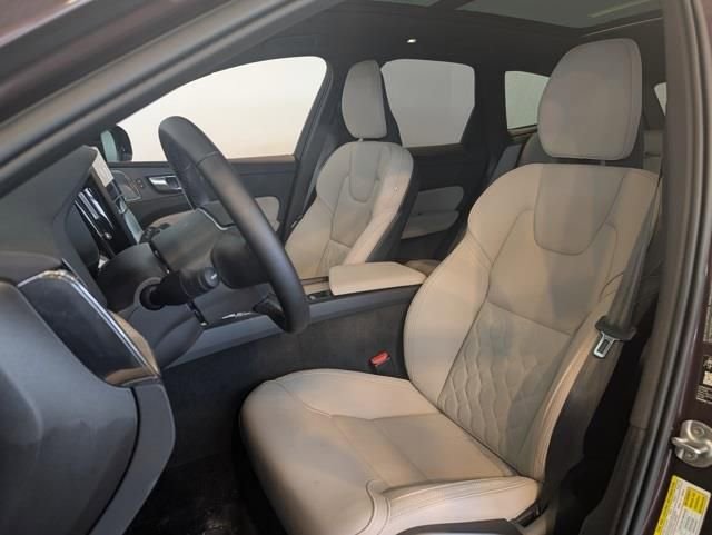 Used 2026 Volvo XC60 B5 Plus w/ Climate Package image 12