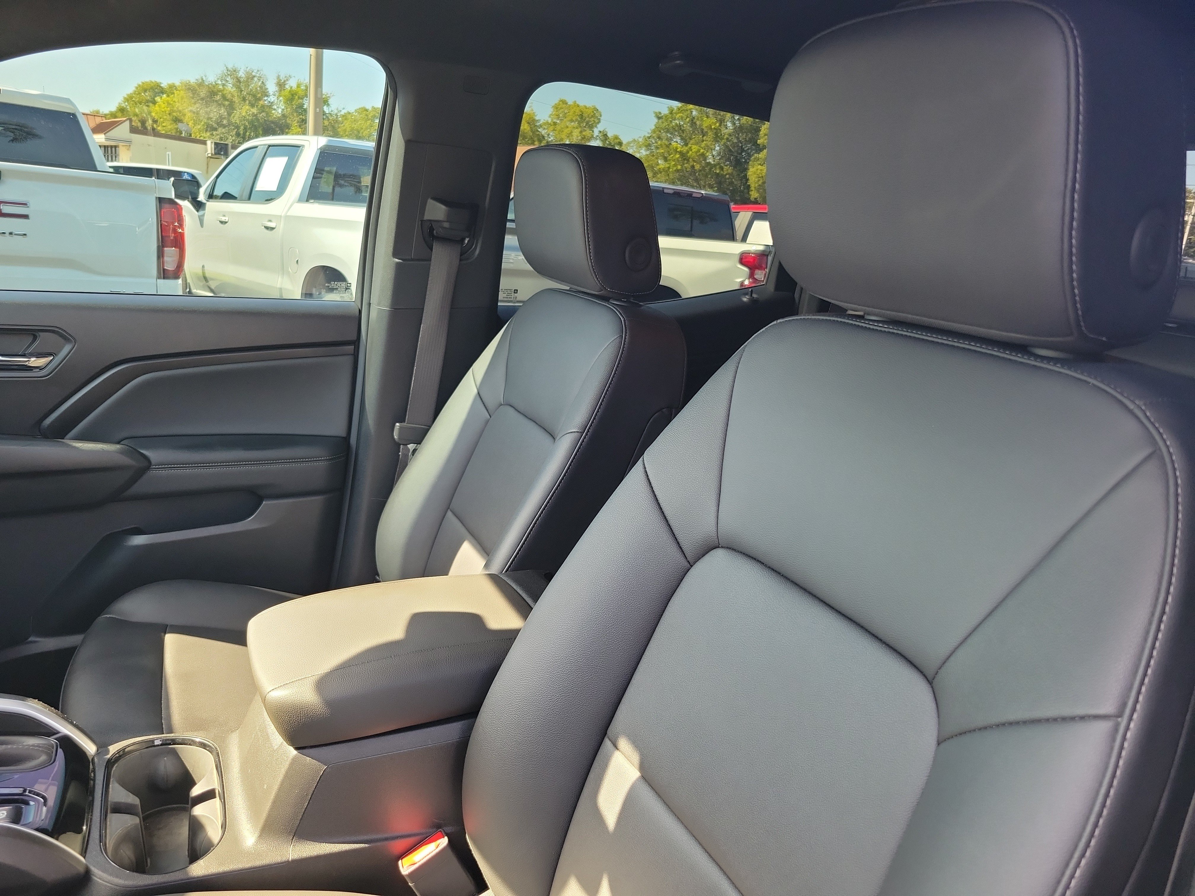 Used 2023 Chevrolet Colorado LT w/ LT Convenience Package III RWD image 15